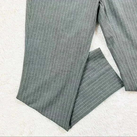 Adrienne Vittadini Gray Rayon Pin Stripe Flat Front Fitted Slim Ankle Pants (6) - Picture 6 of 14